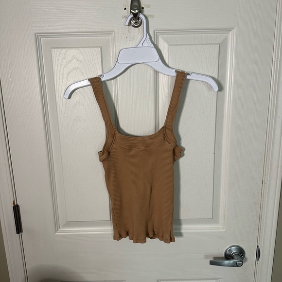 Brown Button-Up Ribbed Tank - Picture 2 of 2